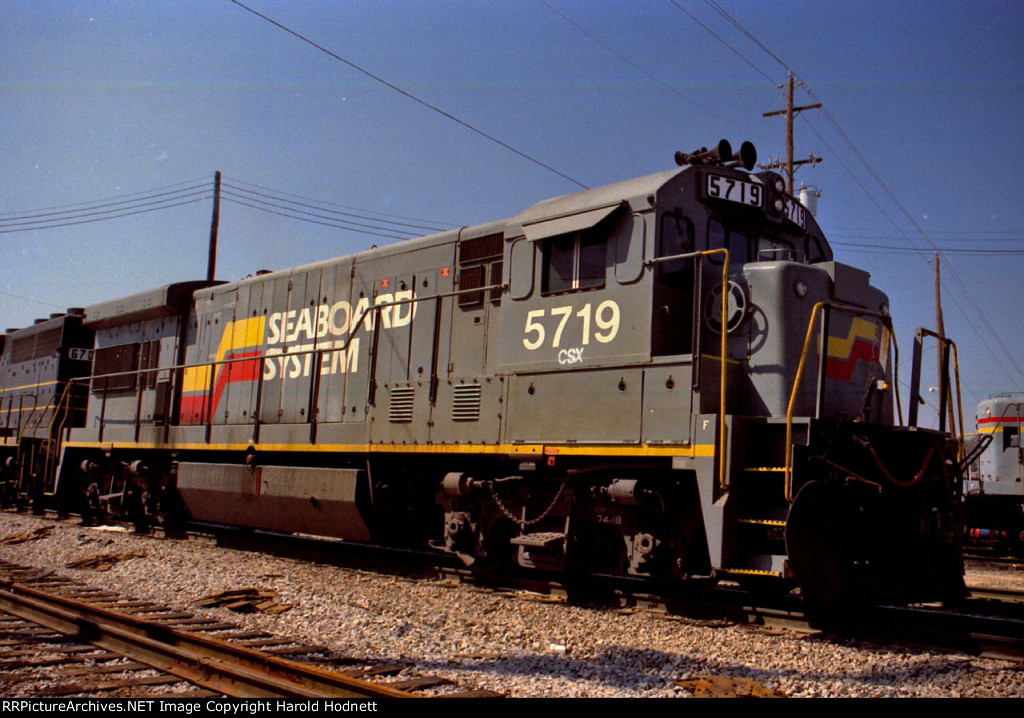 CSX 5719